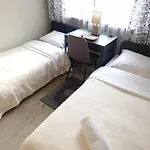 Promien 4 By Zen4guest Hostel *